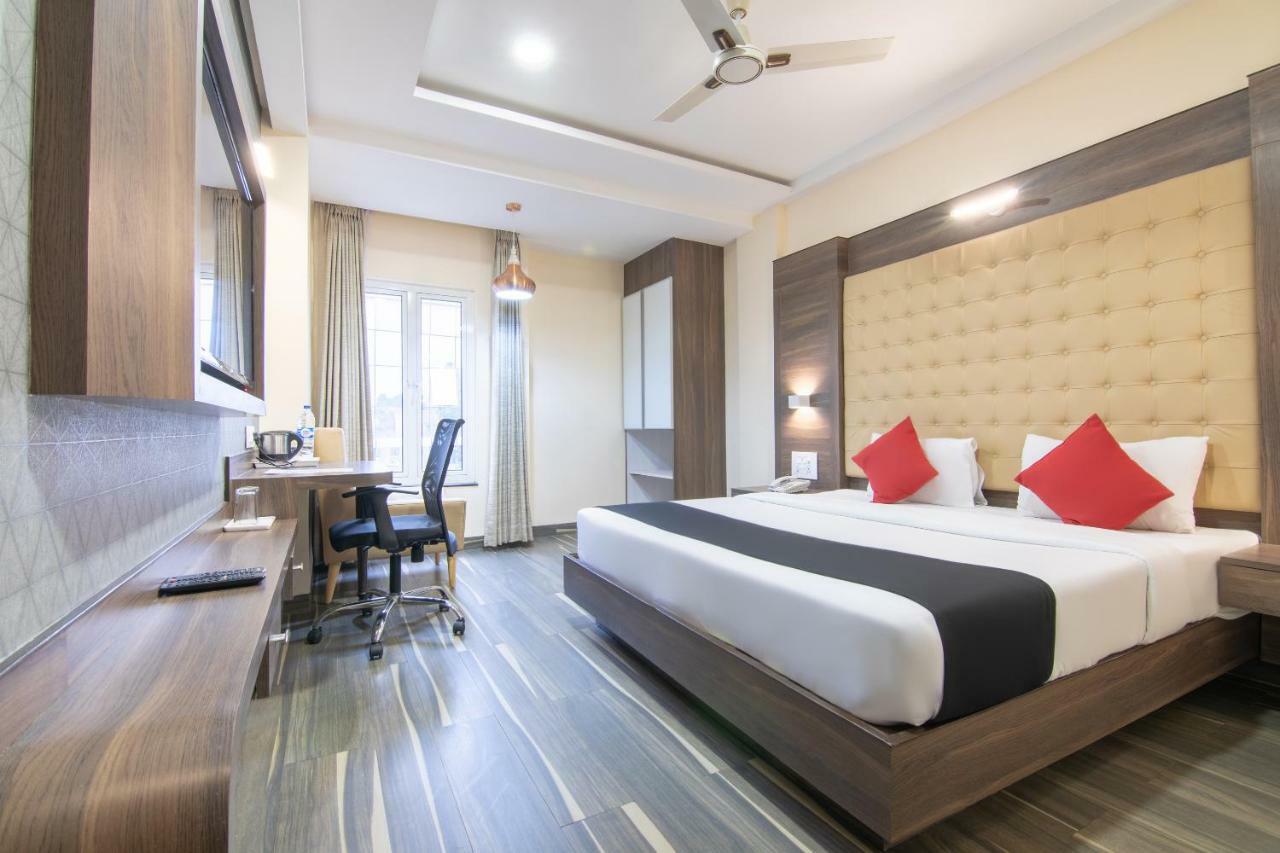 Capital O 18788 Phoenix Hotel & Resort Bangalore Exterior foto